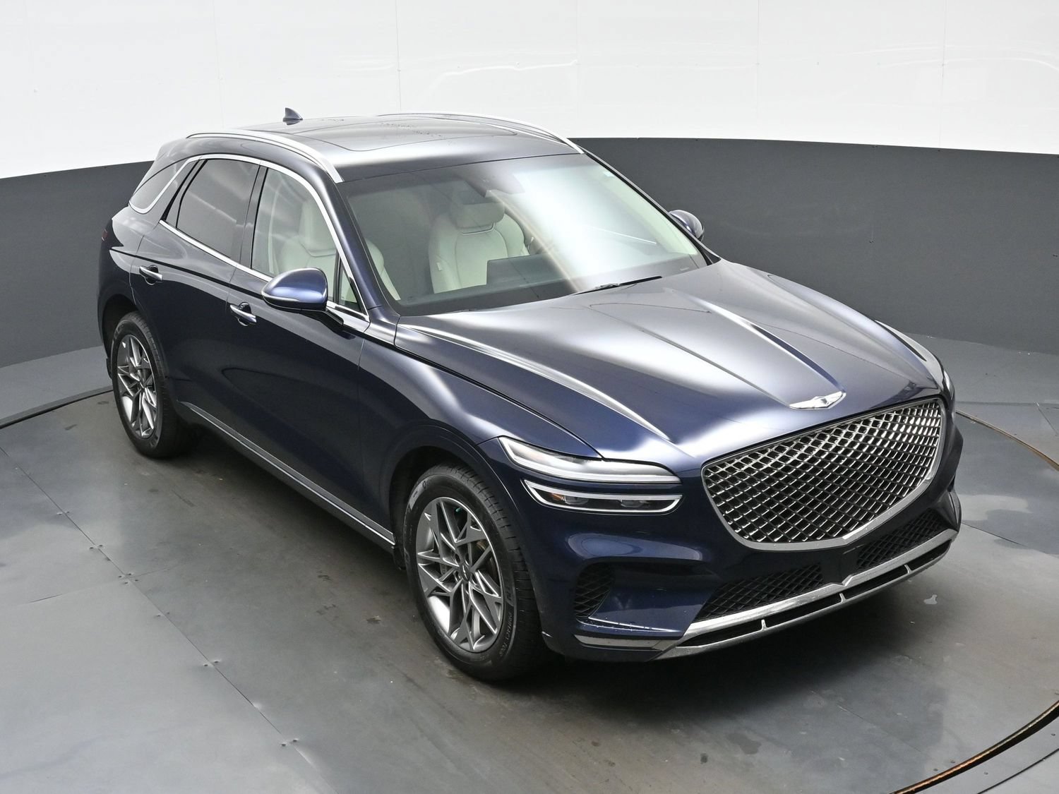 Used 2025 Genesis GV70 2.5T w/ Select Package AWD/4WD image 41