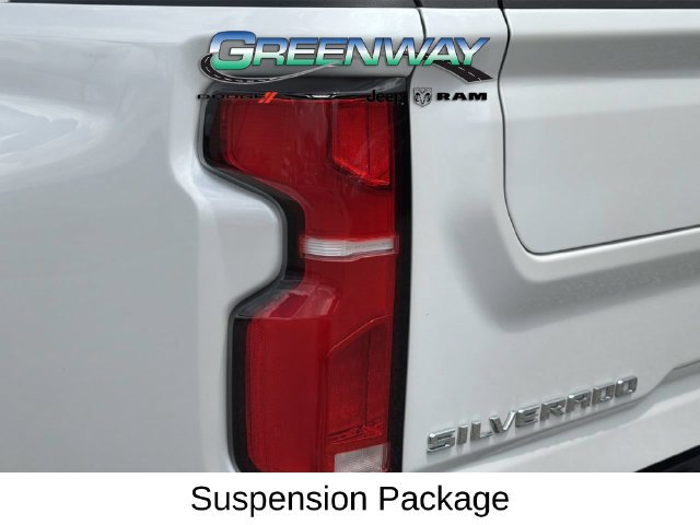 Used 2024 Chevrolet Silverado 2500 High Country w/ High Country Premium Package AWD/4WD image 8