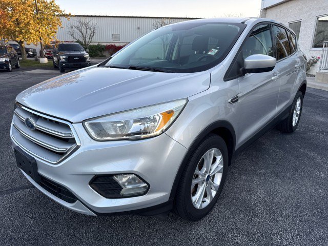 Used 2017 Ford Escape SE FWD image 7
