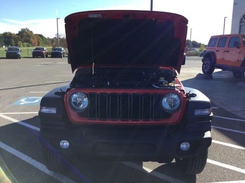 New 2026 Jeep Wrangler Sport S image 30