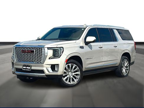Used 2021 GMC Yukon XL Denali w/ Denali Premium Package RWD image 1