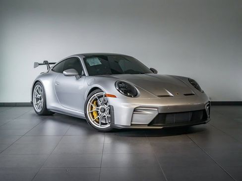 Certified 2026 Porsche 911 GT3 image 9