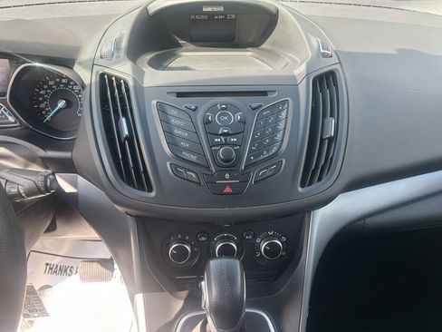 Used 2016 Ford Escape SE w/ SE Cold Weather Package AWD/4WD image 12