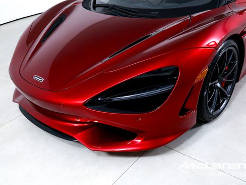 New 2026 McLaren 750S image 32