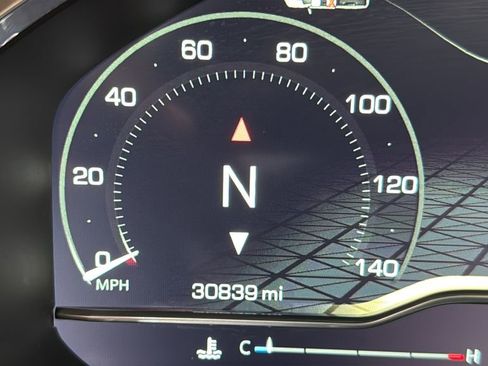 Used 2025 GMC Sierra 2500 SLT w/ SLT Premium Package image 10