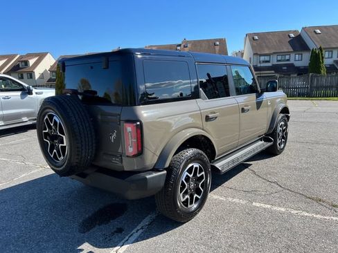 Used 2025 Ford Bronco Outer Banks AWD/4WD image 12