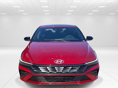 New 2026 Hyundai Elantra SEL Sport Premium FWD image 2