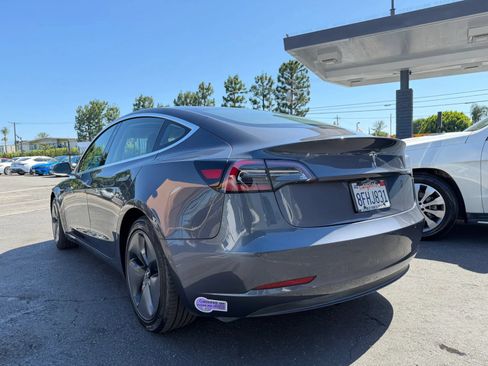 Used 2018 Tesla Model 3 Long Range RWD image 22