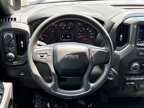 Used 2024 Chevrolet Silverado 1500 Custom Trail Boss w/ Turbomax Blackout Package AWD/4WD image 21