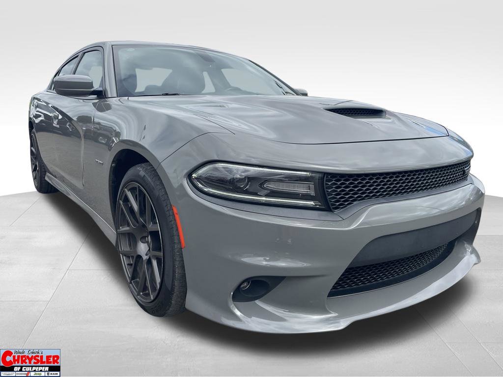 Used 2018 Dodge Charger R/T w/ Plus Group RWD image 1