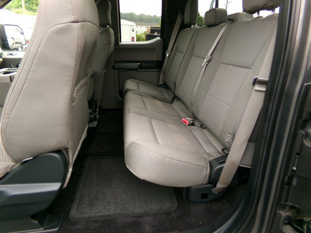 Used 2015 Ford F150 XLT w/ Equipment Group 302A Luxury AWD/4WD image 19
