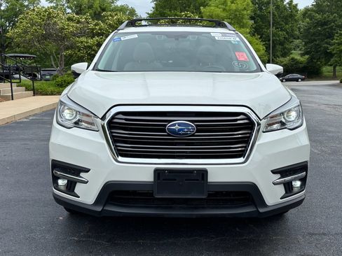 Used 2022 Subaru Ascent Limited w/ Technology Package AWD/4WD image 3