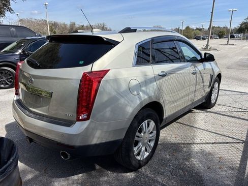 Used 2016 Cadillac SRX Luxury image 8