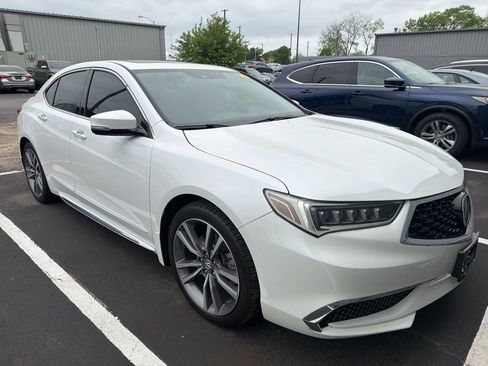 Used 2019 Acura TLX V6 w/ Technology Package FWD image 2