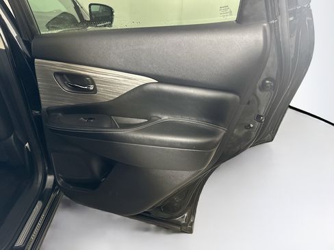 Used 2015 Nissan Murano SL image 29