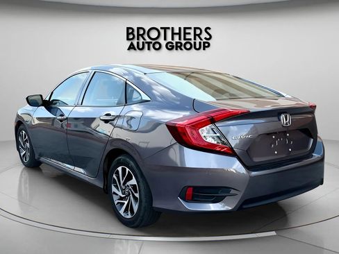 Used 2016 Honda Civic EX image 9