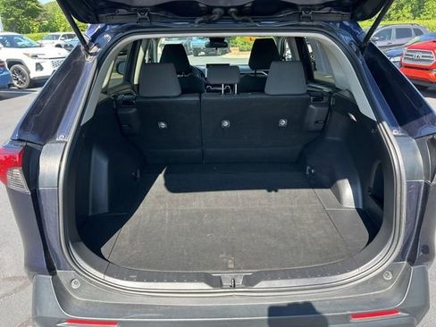 Used 2024 Toyota RAV4 XLE FWD image 10
