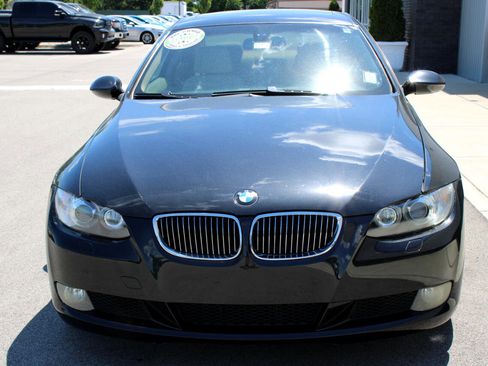 Used 2007 BMW 328i Coupe image 2
