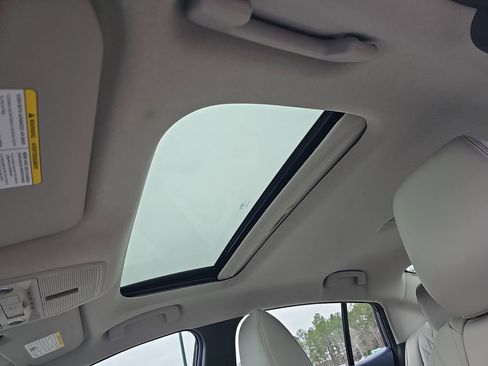 New 2026 Nissan Sentra SL w/ Floor Mat Package image 32