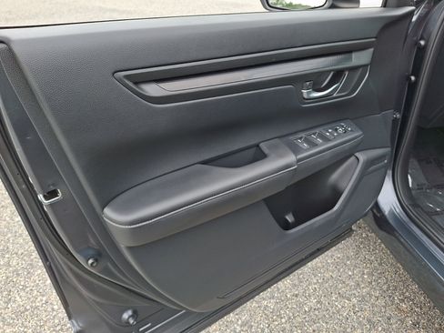 Used 2024 Honda CR-V EX image 13