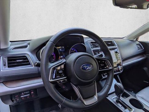 Used 2019 Subaru Outback 2.5i Limited w/ Popular Package #2 AWD/4WD image 10