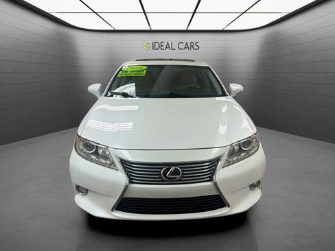 Used 2014 Lexus ES 350 w/ Luxury Package FWD image 8
