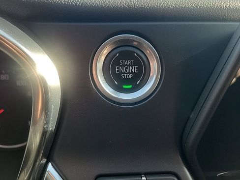 Used 2020 Chevrolet Blazer LT image 11