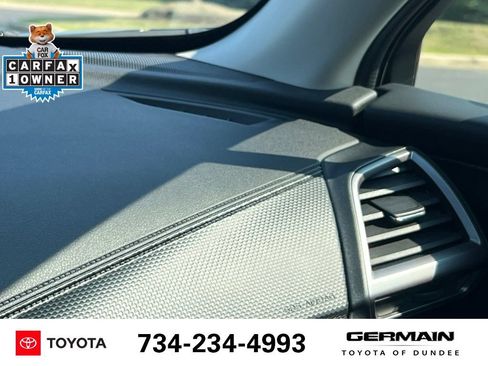 Used 2023 Subaru Forester Premium AWD/4WD image 27