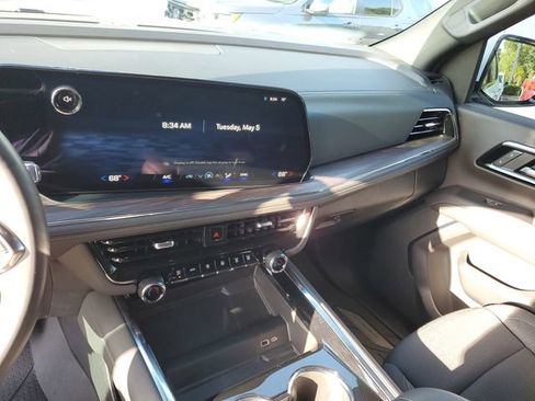 Used 2025 Chevrolet Tahoe LS RWD image 25