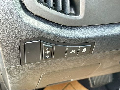 Used 2011 Kia Sportage LX w/ Navigation Pkg image 11