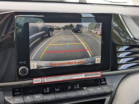 New 2026 Toyota Camry SE w/ Convenience Package FWD image 18