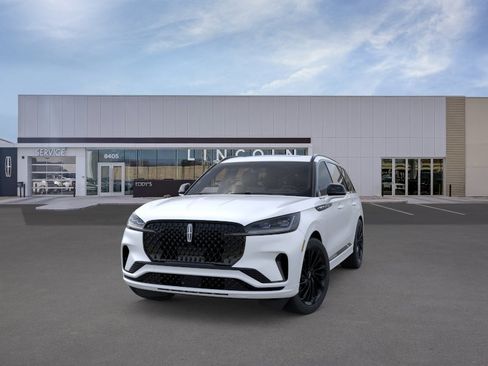 New 2026 Lincoln Aviator Reserve AWD/4WD image 2