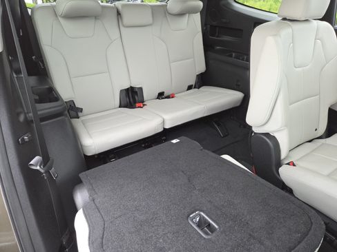 Used 2023 Kia Telluride SX FWD image 25