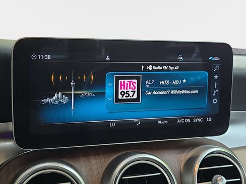 Used 2020 Mercedes-Benz C 300 4MATIC Sedan image 23