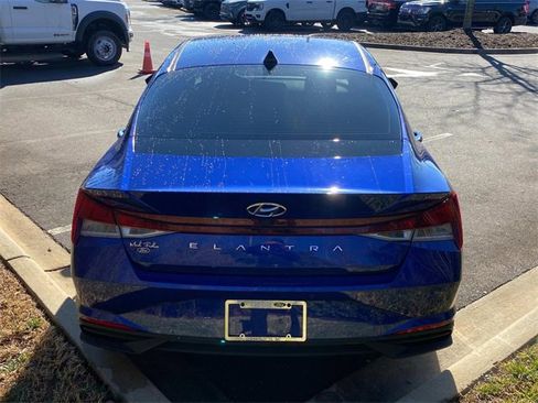 Used 2021 Hyundai Elantra SEL w/ Convenience Package image 30