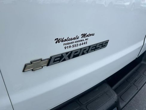 Used 2023 Chevrolet Express 2500 w/ Driver Convenience Package image 28