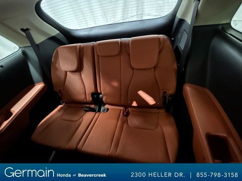 Used 2024 Kia Carnival SX Prestige image 29