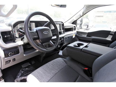 New 2025 Ford F550 2WD Regular Cab Super Duty w/ XLT Value Package image 7