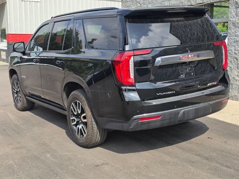 Used 2024 GMC Yukon AT4 w/ AT4 Premium Plus Package AWD/4WD image 4