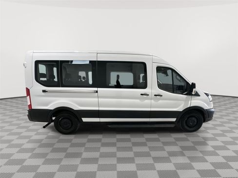 Used 2021 Ford Transit 350 XL image 6