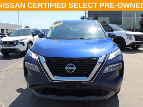 Certified 2023 Nissan Rogue SV image 2