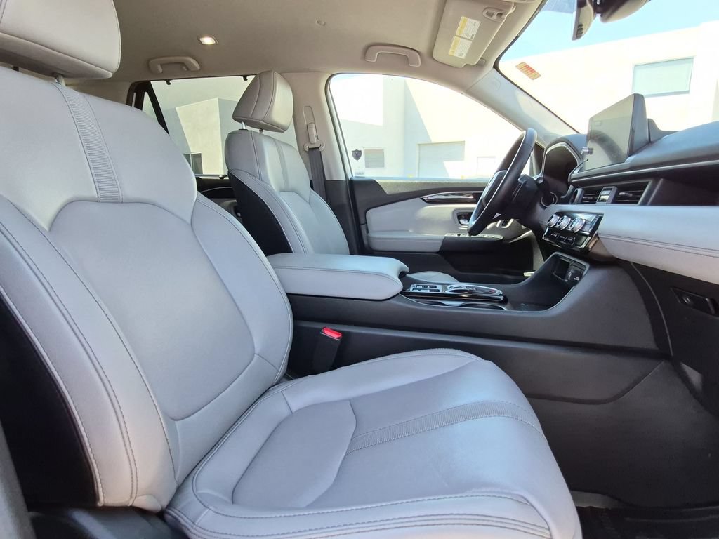 Used 2024 Honda Pilot EX-L image 17