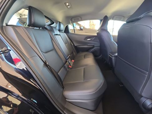 Used 2026 Toyota Prius XLE FWD image 28