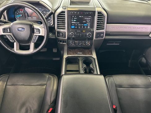 Used 2017 Ford F250 Lariat w/ Lariat Ultimate Package AWD/4WD image 12