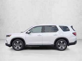 Used 2024 Honda Pilot EX-L video 4