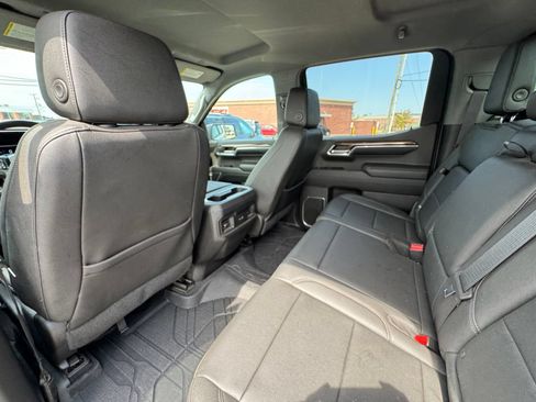 Used 2022 Chevrolet Silverado 1500 RST w/ Rally Edition AWD/4WD image 28