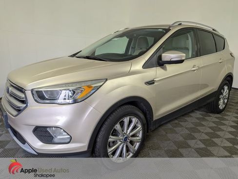 Used 2017 Ford Escape Titanium AWD/4WD image 3