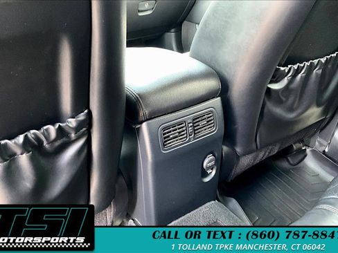 Used 2014 INFINITI QX70 AWD w/ Premium Package image 33