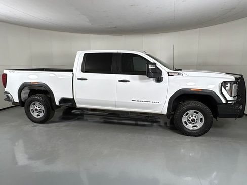 Used 2024 GMC Sierra 2500 Pro AWD/4WD image 9