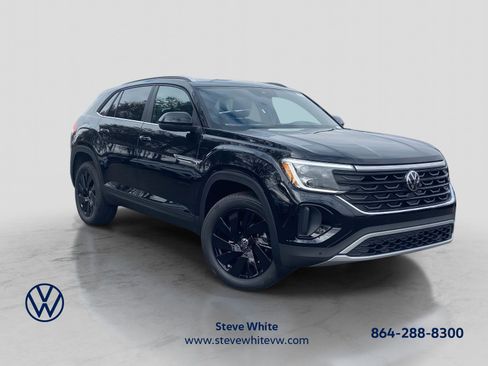 New 2026 Volkswagen Atlas Cross Sport SE image 1